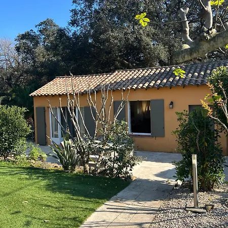 Feriehus Cabanon Independant Confort Avec Terrasse Et Acces Piscine *