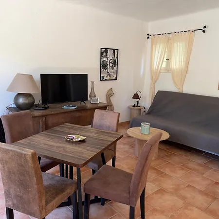 Ferienhaus Cabanon Independant Confort Avec Terrasse Et Acces Piscine